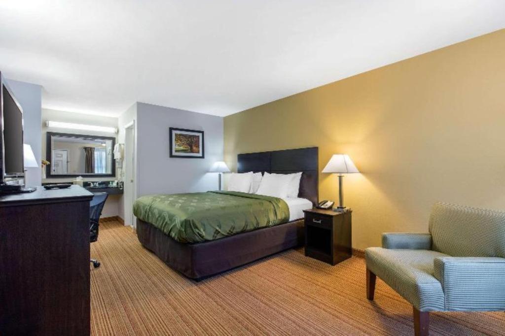 Quality Inn Arab Hwy 231 Exteriér fotografie
