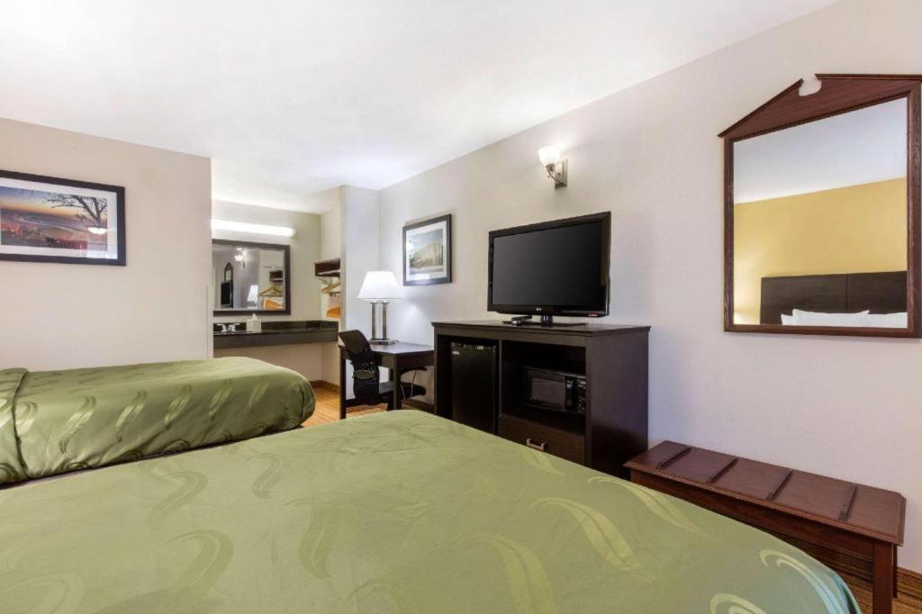Quality Inn Arab Hwy 231 Exteriér fotografie